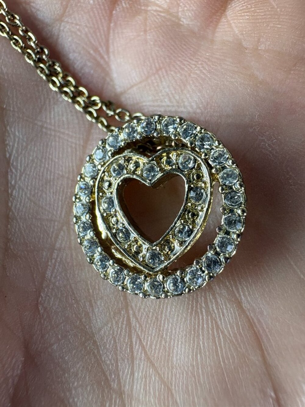 NRT Gold Tone Rhinestone Double Heart Pendant Necklace 20” Adjustable